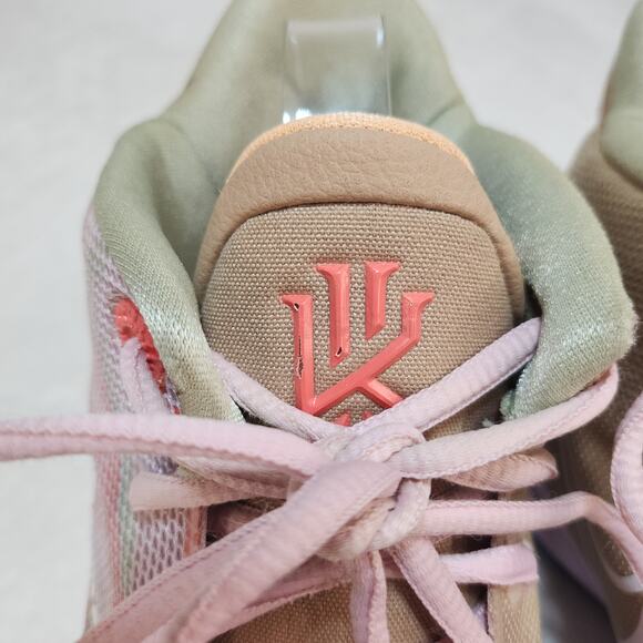 Nike Kyrie 7 1 World 1 People Mens 14 Regal Pink Basketball Pastel Embroidered - Picture 6 of 15